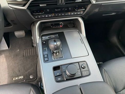 Used 2025 MAZDA CX-70 Plug-In Hybrid w/ Premium Plus AWD/4WD image 25