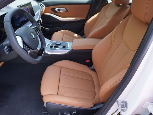 New 2025 BMW 330i Sedan w/ Convenience Package image 20