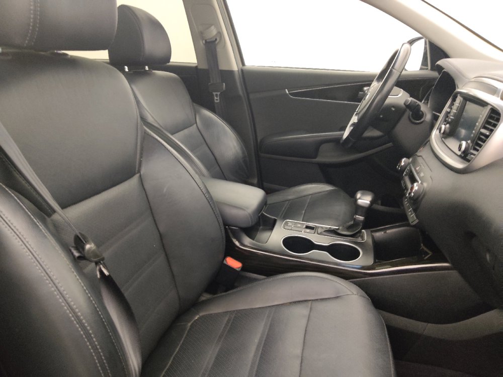 Used 2020 Kia Sorento EX FWD image 21