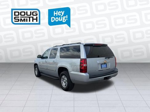 Used 2011 Chevrolet Suburban LT w/ Luxury Package image 31