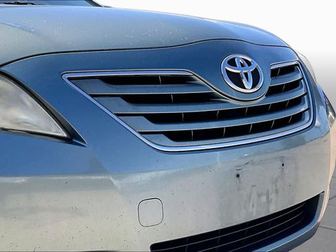 Used 2007 Toyota Camry XLE FWD image 26