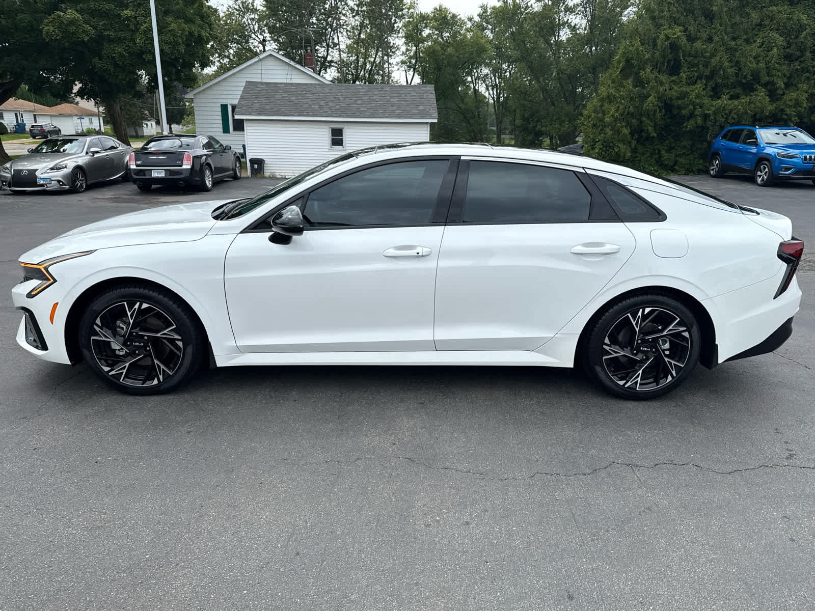 Used 2025 Kia K5 GT-Line w/ GT-Line Premium Package AWD/4WD image 6