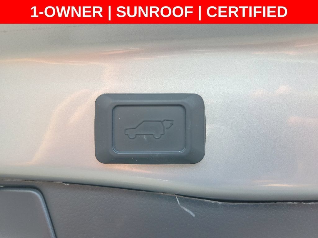 Used 2023 Toyota RAV4 XLE w/ Convenience Package FWD image 13