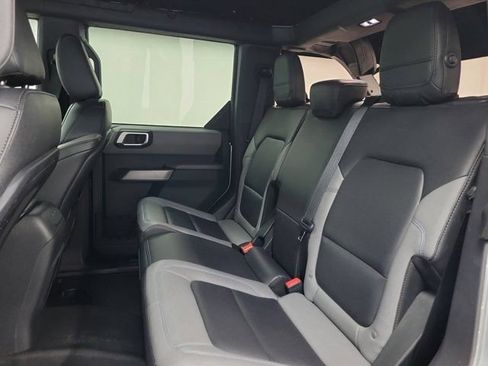 Used 2023 Ford Bronco Black Diamond AWD/4WD image 11