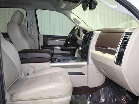 Used 2014 RAM 1500 Laramie w/ Convenience Group AWD/4WD image 22