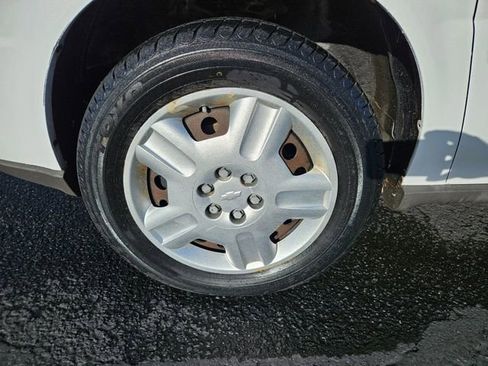 Used 2008 Chevrolet Uplander w/ Climate Package image 9