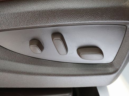 Used 2016 Chevrolet Silverado 2500 High Country w/ Duramax Plus Package image 37