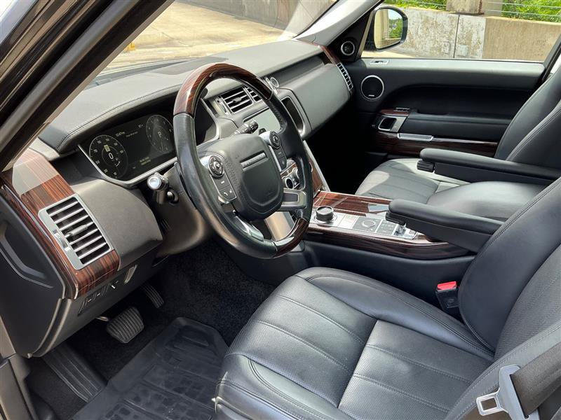 Used 2017 Land Rover Range Rover HSE AWD/4WD image 31