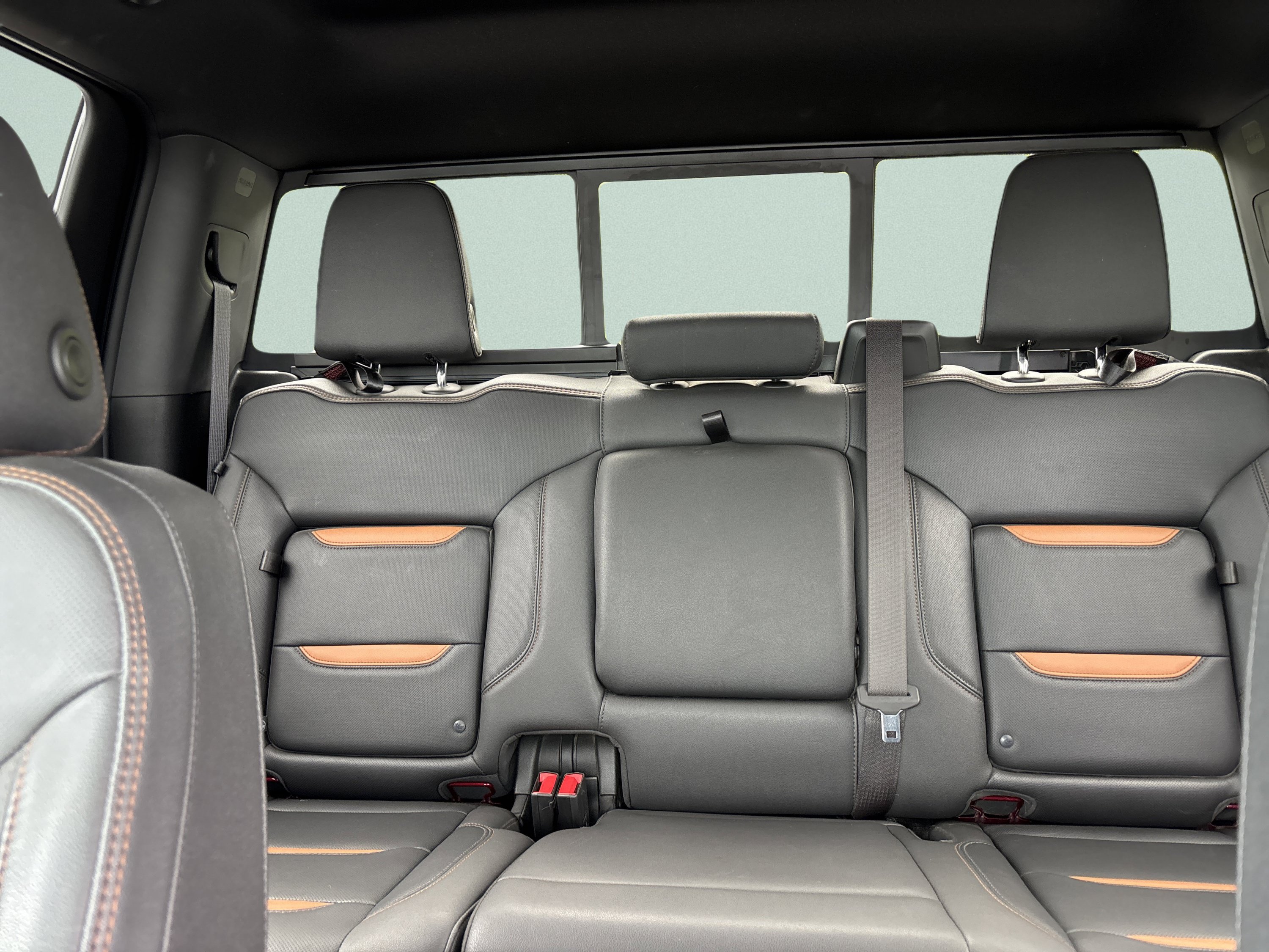 Used 2023 GMC Sierra 1500 AT4 w/ AT4 Preferred Package AWD/4WD image 15