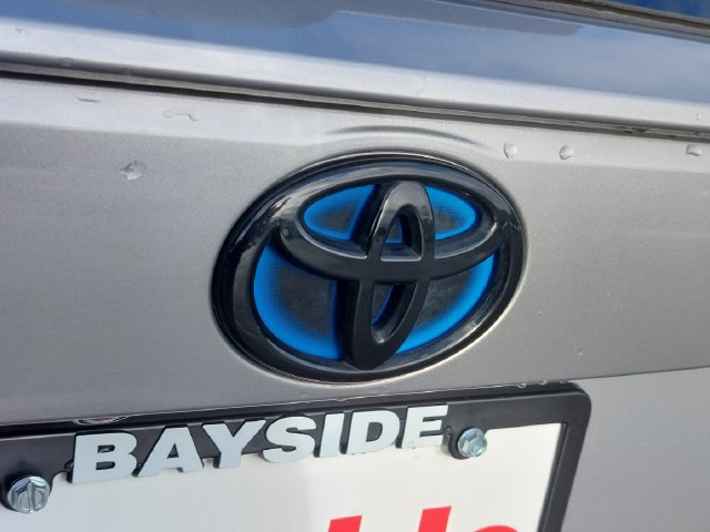 Used 2021 Toyota RAV4 SE w/ Weather & Moonroof Package AWD/4WD image 40
