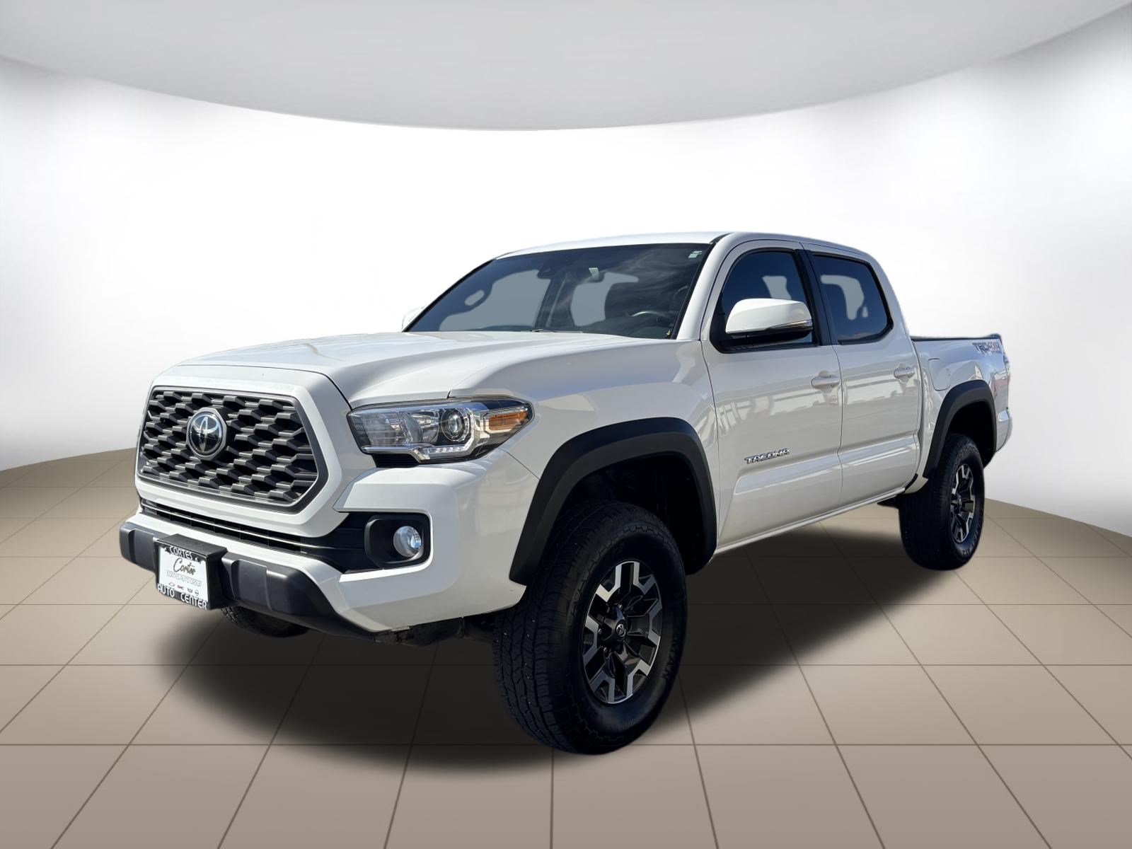 Used 2021 Toyota Tacoma TRD Off-Road w/ Technology Package AWD/4WD image 3