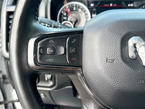 Used 2023 RAM 1500 Big Horn AWD/4WD image 33