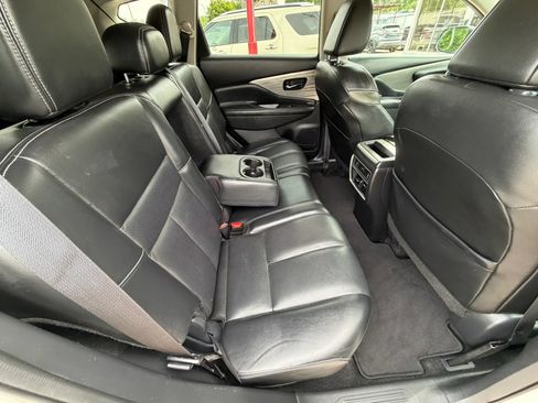 Used 2018 Nissan Murano SL w/ Midnight Edition Package FWD image 18