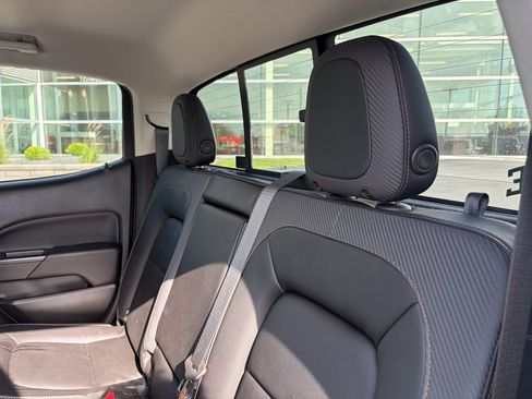 Used 2022 GMC Canyon AT4 w/ Trailering Package AWD/4WD image 13