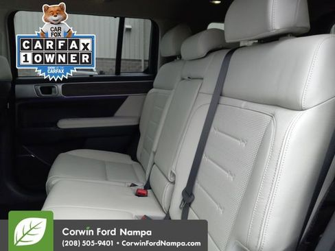 Used 2025 Hyundai Santa Fe Limited image 25