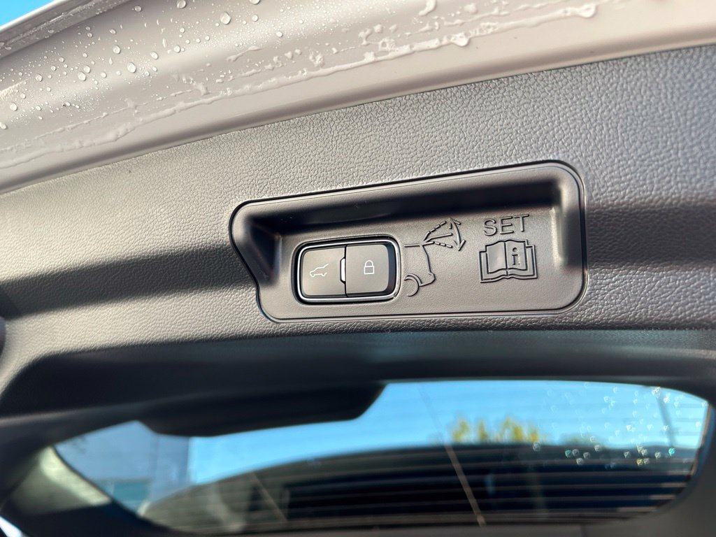 New 2027 Ford Explorer ST-Line AWD/4WD image 22