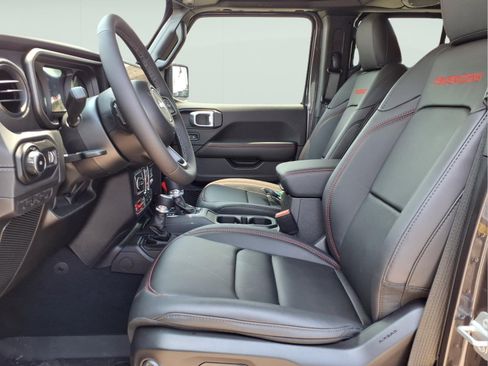 New 2026 Jeep Wrangler Unlimited Rubicon AWD/4WD image 8