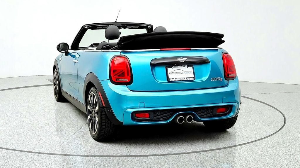 Used 2019 MINI Cooper S w/ Premium Package FWD image 6