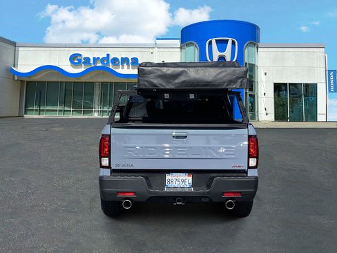 Used 2025 Honda Ridgeline Sport image 5