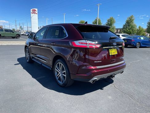 Used 2019 Ford Edge Titanium w/ Equipment Group 301A AWD/4WD image 5
