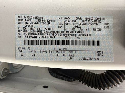 Used 2024 Ford F250 Platinum w/ FX4 Off-Road Package image 20