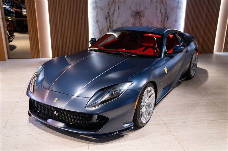 Used 2018 Ferrari 812 Superfast RWD image 9