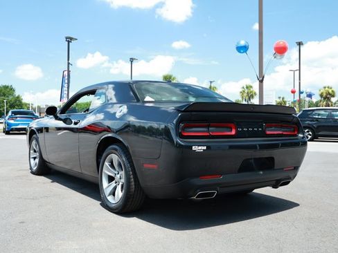 Used 2021 Dodge Challenger SXT RWD image 8