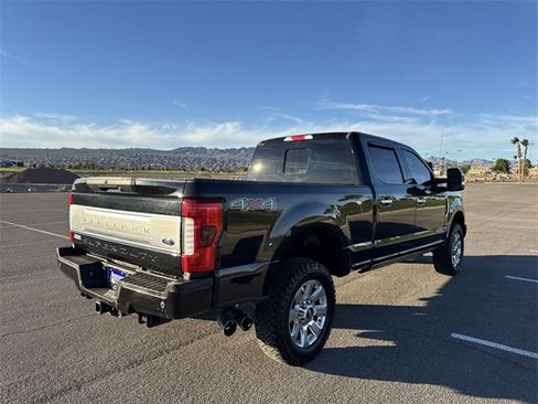 Certified 2017 Ford F250 Platinum image 5