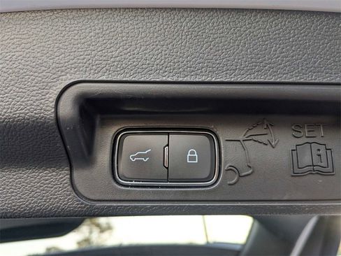 Used 2024 Ford Explorer XLT w/ Equipment Group 202A image 14