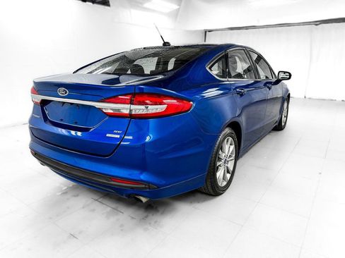 Used 2017 Ford Fusion SE image 6