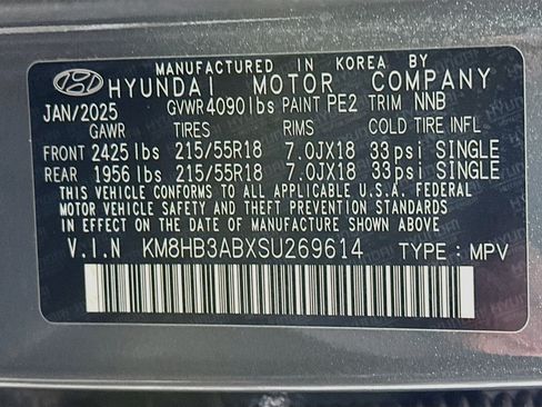 Used 2025 Hyundai Kona SEL FWD image 12