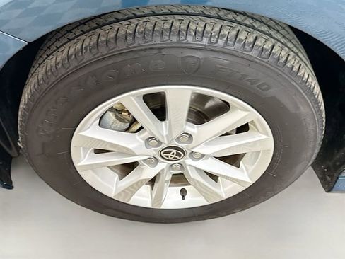 Used 2025 Toyota Camry LE image 30