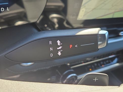 New 2026 Chevrolet Equinox LT w/ Safety and Technology Package image 15