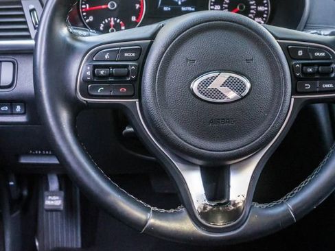 Used 2016 Kia Optima EX w/ Premium Package image 22