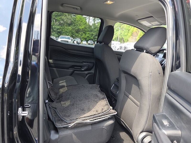 New 2026 Ford Ranger XLT w/ Black Appearance Package RWD image 16
