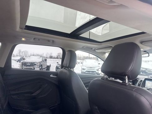 Used 2018 Ford Escape SEL image 17