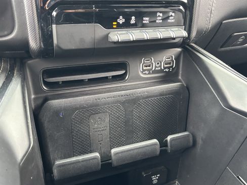 Used 2022 RAM 1500 Limited image 24