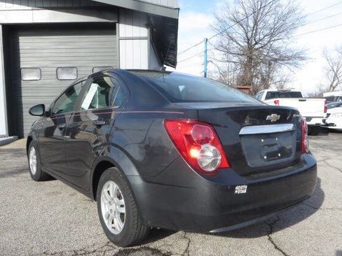 Used 2016 Chevrolet Sonic LT image 8