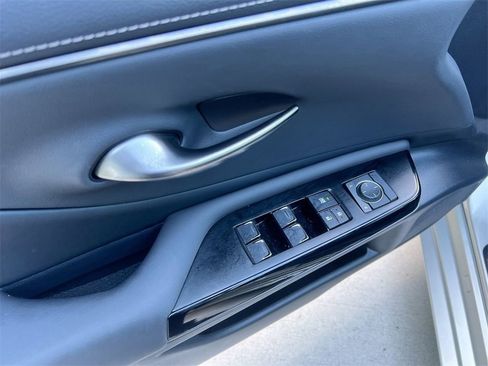 Certified 2022 Lexus ES 350 image 11