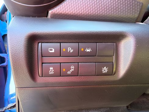 Certified 2022 Nissan Kicks S FWD image 15