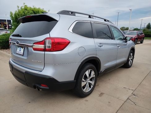 Certified 2022 Subaru Ascent Premium w/ Convenience Package AWD/4WD image 7