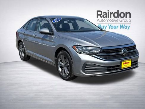 Used 2024 Volkswagen Jetta SE FWD image 1