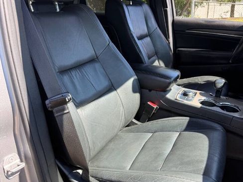 Used 2014 Jeep Grand Cherokee Limited AWD/4WD image 14