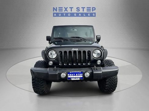 Used 2017 Jeep Wrangler Unlimited Sport w/ Quick Order Package 24S AWD/4WD image 2
