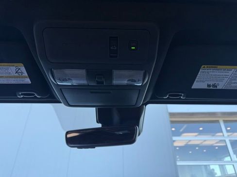 Used 2023 Nissan Frontier PRO-4X w/ Pro-4X Premium Package image 20