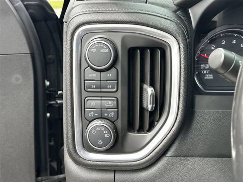 Certified 2020 Chevrolet Silverado 1500 RST AWD/4WD image 17