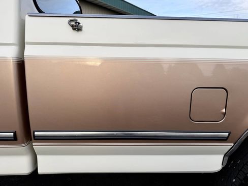 Used 1995 Ford F250 XLT image 37