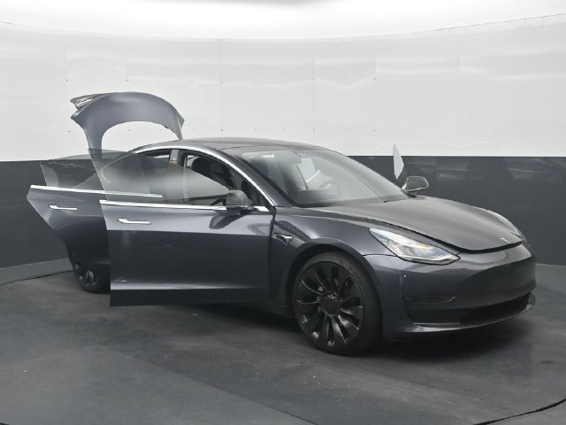 Used 2018 Tesla Model 3 Long Range RWD image 33