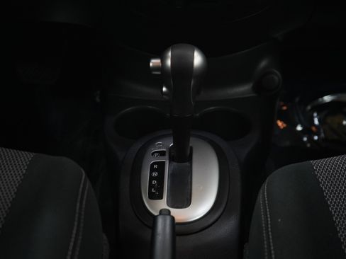 Used 2018 Nissan Versa SV w/ SV Special Edition Package FWD image 17