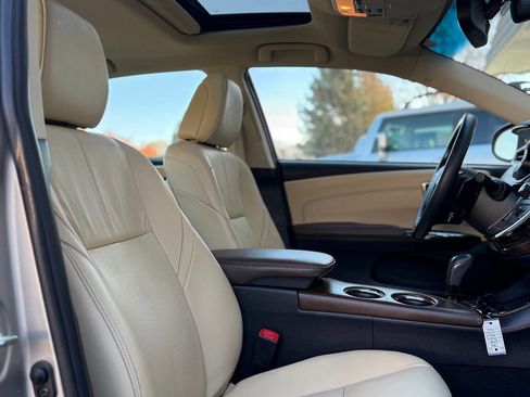 Used 2014 Toyota Avalon Limited image 69